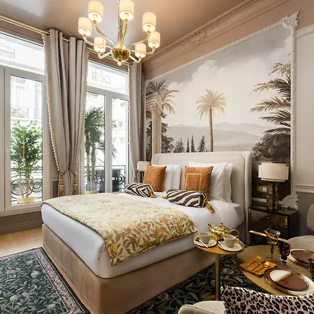 The Donatella - Champs Elysees Apartment