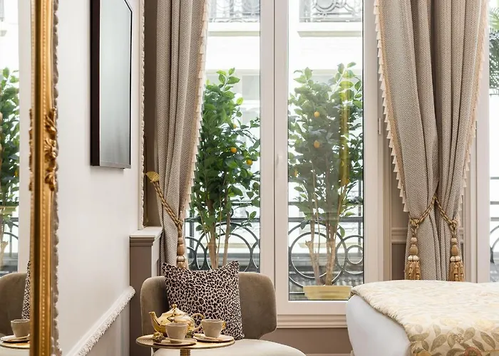 The Donatella - Champs Elysees Παρίσι